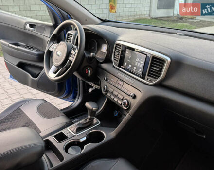 Синій Кіа Sportage, об'ємом двигуна 1.6 л та пробігом 52 тис. км за 17900 $, фото 59 на Automoto.ua