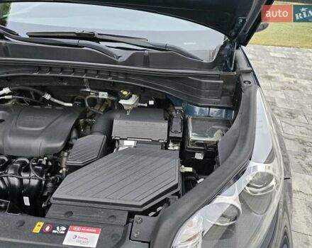 Синій Кіа Sportage, об'ємом двигуна 1.6 л та пробігом 86 тис. км за 15950 $, фото 42 на Automoto.ua