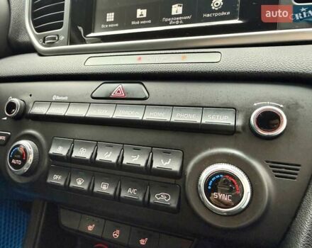 Синий Киа Sportage, объемом двигателя 1.59 л и пробегом 115 тыс. км за 16999 $, фото 50 на Automoto.ua