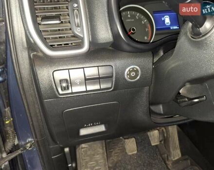 Синий Киа Sportage, объемом двигателя 1.6 л и пробегом 121 тыс. км за 17000 $, фото 28 на Automoto.ua