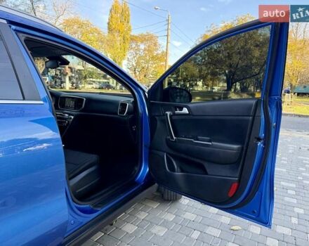 Синий Киа Sportage, объемом двигателя 1.6 л и пробегом 140 тыс. км за 18800 $, фото 42 на Automoto.ua