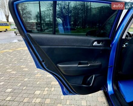 Синий Киа Sportage, объемом двигателя 1.59 л и пробегом 115 тыс. км за 16999 $, фото 62 на Automoto.ua