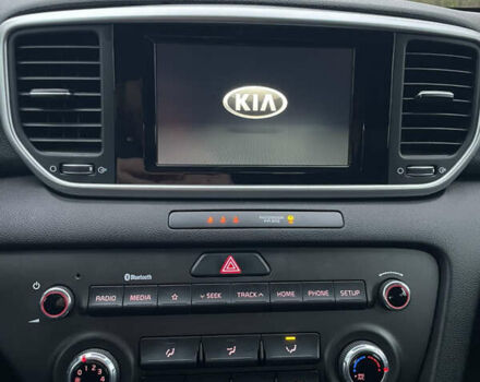 Синій Кіа Sportage, об'ємом двигуна 1.59 л та пробігом 95 тис. км за 12999 $, фото 17 на Automoto.ua