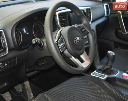 Синий Киа Sportage, объемом двигателя 1.59 л и пробегом 29 тыс. км за 19900 $, фото 8 на Automoto.ua