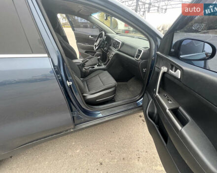 Синій Кіа Sportage, об'ємом двигуна 1.59 л та пробігом 178 тис. км за 14500 $, фото 20 на Automoto.ua