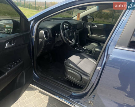 Синий Киа Sportage, объемом двигателя 1.6 л и пробегом 198 тыс. км за 18000 $, фото 6 на Automoto.ua