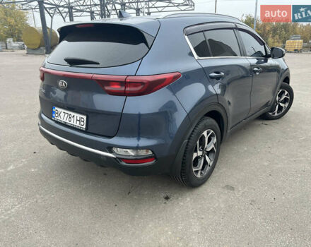 Синій Кіа Sportage, об'ємом двигуна 1.59 л та пробігом 178 тис. км за 14500 $, фото 5 на Automoto.ua