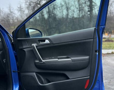 Синий Киа Sportage, объемом двигателя 1.59 л и пробегом 16 тыс. км за 17500 $, фото 28 на Automoto.ua