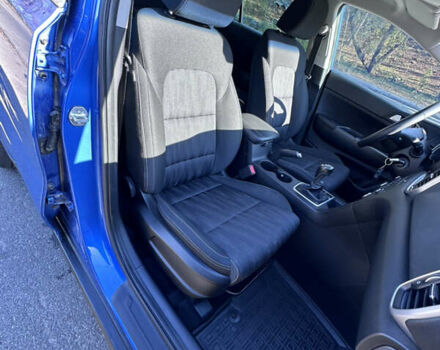 Синий Киа Sportage, объемом двигателя 1.59 л и пробегом 16 тыс. км за 18400 $, фото 21 на Automoto.ua