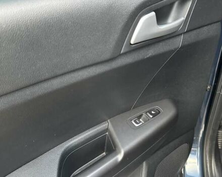 Синий Киа Sportage, объемом двигателя 1.59 л и пробегом 45 тыс. км за 20250 $, фото 7 на Automoto.ua