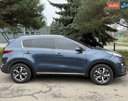 Синій Кіа Sportage, об'ємом двигуна 1.6 л та пробігом 200 тис. км за 18950 $, фото 4 на Automoto.ua