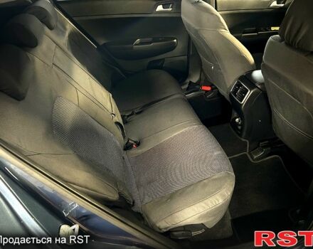 Синий Киа Sportage, объемом двигателя 1.6 л и пробегом 148 тыс. км за 16000 $, фото 11 на Automoto.ua