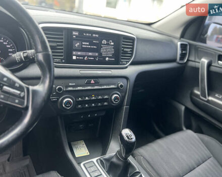 Синій Кіа Sportage, об'ємом двигуна 1.59 л та пробігом 178 тис. км за 14500 $, фото 10 на Automoto.ua