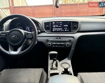 Синий Киа Sportage, объемом двигателя 1.59 л и пробегом 143 тыс. км за 17800 $, фото 14 на Automoto.ua