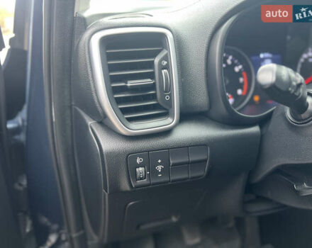 Синій Кіа Sportage, об'ємом двигуна 1.59 л та пробігом 178 тис. км за 14500 $, фото 11 на Automoto.ua