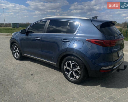 Синий Киа Sportage, объемом двигателя 1.6 л и пробегом 198 тыс. км за 18000 $, фото 2 на Automoto.ua