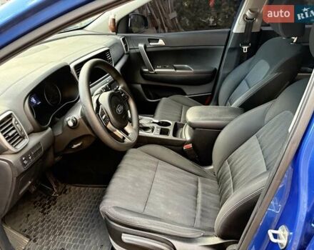 Синий Киа Sportage, объемом двигателя 1.59 л и пробегом 143 тыс. км за 17800 $, фото 8 на Automoto.ua
