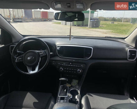 Синий Киа Sportage, объемом двигателя 1.6 л и пробегом 198 тыс. км за 18000 $, фото 5 на Automoto.ua
