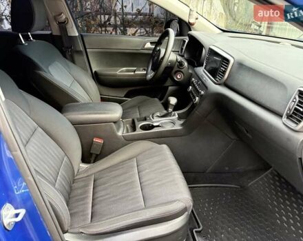 Синий Киа Sportage, объемом двигателя 1.59 л и пробегом 143 тыс. км за 17800 $, фото 9 на Automoto.ua