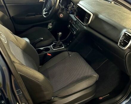 Синий Киа Sportage, объемом двигателя 1.6 л и пробегом 148 тыс. км за 16000 $, фото 7 на Automoto.ua