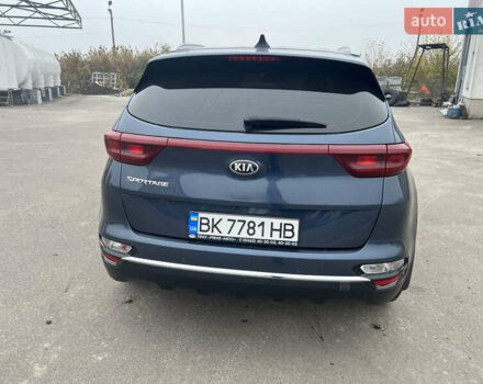 Синій Кіа Sportage, об'ємом двигуна 1.59 л та пробігом 178 тис. км за 14500 $, фото 4 на Automoto.ua