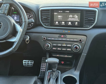 Киа Sportage 2021 в Тернополе на Automoto.ua Синий Киа Sportage, объемом двигателя 2.36 л и пробегом 92 тыс. км за 24300 $, фото 11 на Automoto.ua