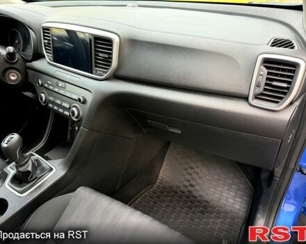 Киа Sportage 2021 в Киеве на Automoto.ua Синий Киа Sportage, объемом двигателя 1.6 л и пробегом 20 тыс. км за 17000 $, фото 7 на Automoto.ua