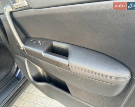 Киа Sportage 2021 в Тернополе на Automoto.ua Синий Киа Sportage, объемом двигателя 2.36 л и пробегом 92 тыс. км за 24300 $, фото 25 на Automoto.ua