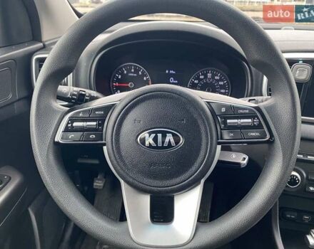 Киа Sportage 2021 в Львове на Automoto.ua Синий Киа Sportage, объемом двигателя 2.4 л и пробегом 60 тыс. км за 19200 $, фото 8 на Automoto.ua