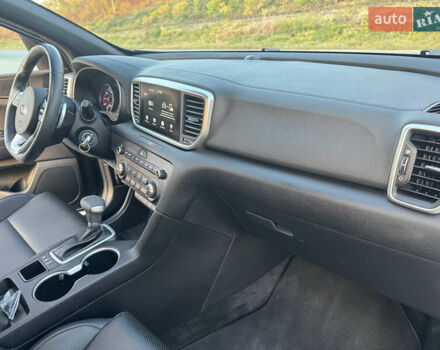 Киа Sportage 2021 в Тернополе на Automoto.ua Синий Киа Sportage, объемом двигателя 2.36 л и пробегом 92 тыс. км за 24300 $, фото 26 на Automoto.ua