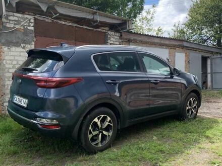 Киа Sportage 2020 в Монастырище на Automoto.ua Синий Киа Sportage, объемом двигателя 1.59 л и пробегом 45 тыс. км за 18500 $, фото 1 на Automoto.ua