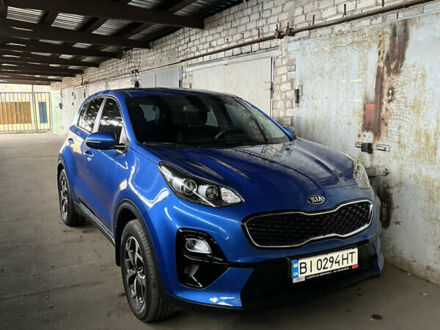 Киа Sportage 2020 в Днепре (Днепропетровске) на Automoto.ua Синий Киа Sportage, объемом двигателя 1.59 л и пробегом 14 тыс. км за 22500 $, фото 1 на Automoto.ua