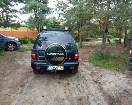 Зелений Кіа Sportage, об'ємом двигуна 0 л та пробігом 150 тис. км за 2172 $, фото 2 на Automoto.ua