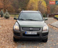 Зеленый Киа Sportage, объемом двигателя 2 л и пробегом 300 тыс. км за 3750 $, фото 9 на Automoto.ua