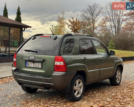 Зеленый Киа Sportage, объемом двигателя 2 л и пробегом 300 тыс. км за 3750 $, фото 16 на Automoto.ua