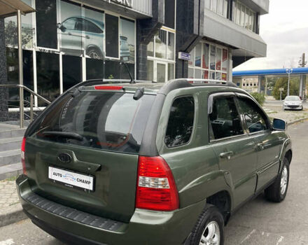Зелений Кіа Sportage, об'ємом двигуна 1.98 л та пробігом 370 тис. км за 6500 $, фото 5 на Automoto.ua