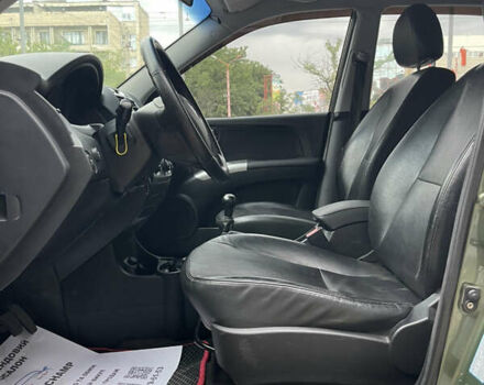 Зелений Кіа Sportage, об'ємом двигуна 1.98 л та пробігом 370 тис. км за 6500 $, фото 12 на Automoto.ua