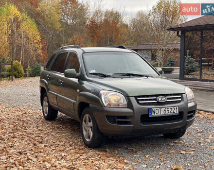 Зеленый Киа Sportage, объемом двигателя 2 л и пробегом 300 тыс. км за 3750 $, фото 8 на Automoto.ua