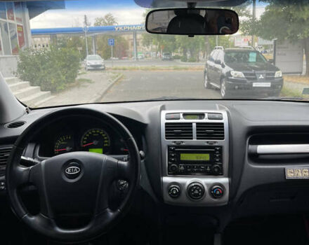 Зелений Кіа Sportage, об'ємом двигуна 1.98 л та пробігом 370 тис. км за 6500 $, фото 23 на Automoto.ua