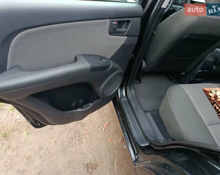 Зеленый Киа Sportage, объемом двигателя 2 л и пробегом 188 тыс. км за 7850 $, фото 3 на Automoto.ua