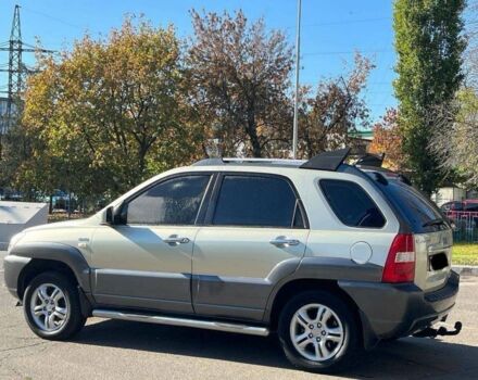 Зеленый Киа Sportage, объемом двигателя 2 л и пробегом 183 тыс. км за 6800 $, фото 2 на Automoto.ua