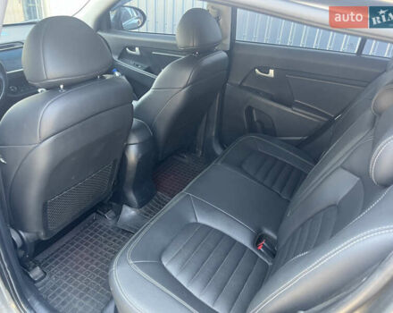 Зеленый Киа Sportage, объемом двигателя 1.69 л и пробегом 221 тыс. км за 12900 $, фото 4 на Automoto.ua