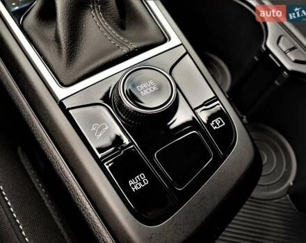 Зелений Кіа Sportage, об'ємом двигуна 2 л та пробігом 5 тис. км за 27800 $, фото 78 на Automoto.ua