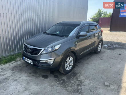 Кіа Sportage 2012 у Александровке на Automoto.ua Зелений Кіа Sportage, об'ємом двигуна 1.7 л та пробігом 212 тис. км за 11500 $, фото 1 на Automoto.ua