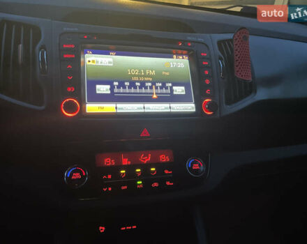 Оранжевый Киа Sportage, объемом двигателя 2 л и пробегом 282 тыс. км за 13400 $, фото 21 на Automoto.ua