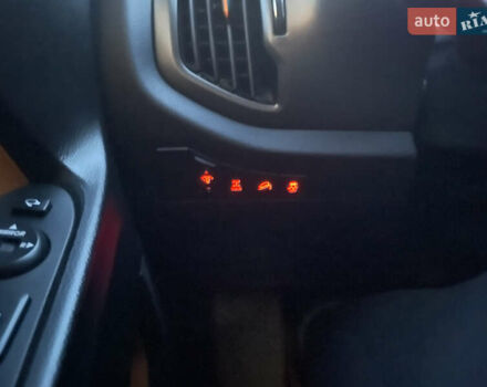 Оранжевый Киа Sportage, объемом двигателя 2 л и пробегом 282 тыс. км за 13400 $, фото 20 на Automoto.ua
