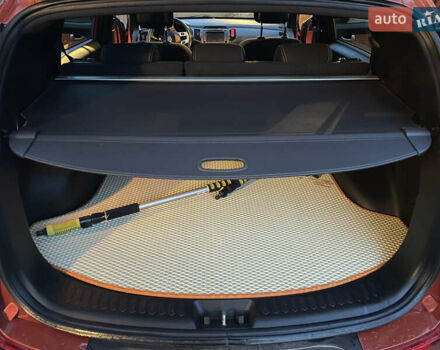 Оранжевый Киа Sportage, объемом двигателя 2 л и пробегом 282 тыс. км за 13400 $, фото 12 на Automoto.ua