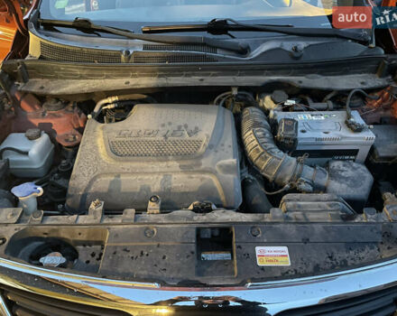 Оранжевый Киа Sportage, объемом двигателя 2 л и пробегом 282 тыс. км за 13400 $, фото 29 на Automoto.ua