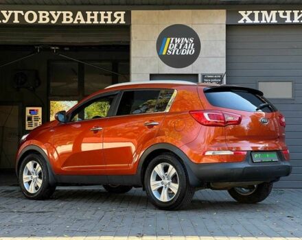 Оранжевый Киа Sportage, объемом двигателя 2 л и пробегом 190 тыс. км за 11900 $, фото 8 на Automoto.ua