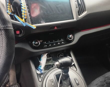 Помаранчевий Кіа Sportage, об'ємом двигуна 2 л та пробігом 240 тис. км за 12600 $, фото 15 на Automoto.ua